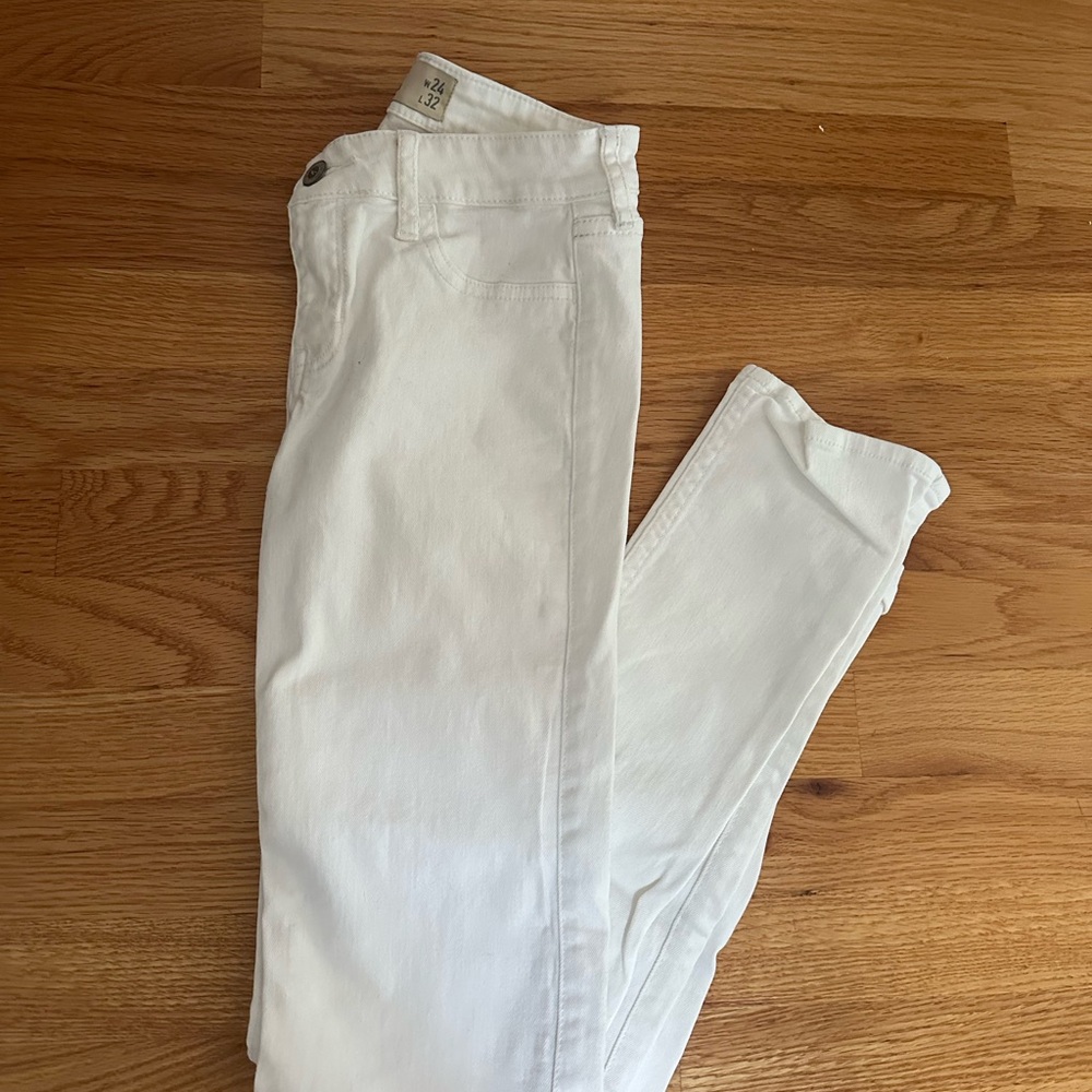 Hollister White Skinny Jeans